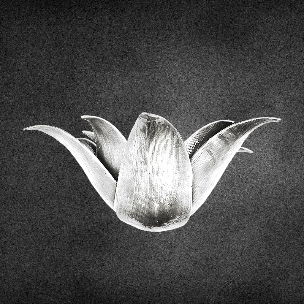 Half Lotus (B) 6" - mantra gold coatings