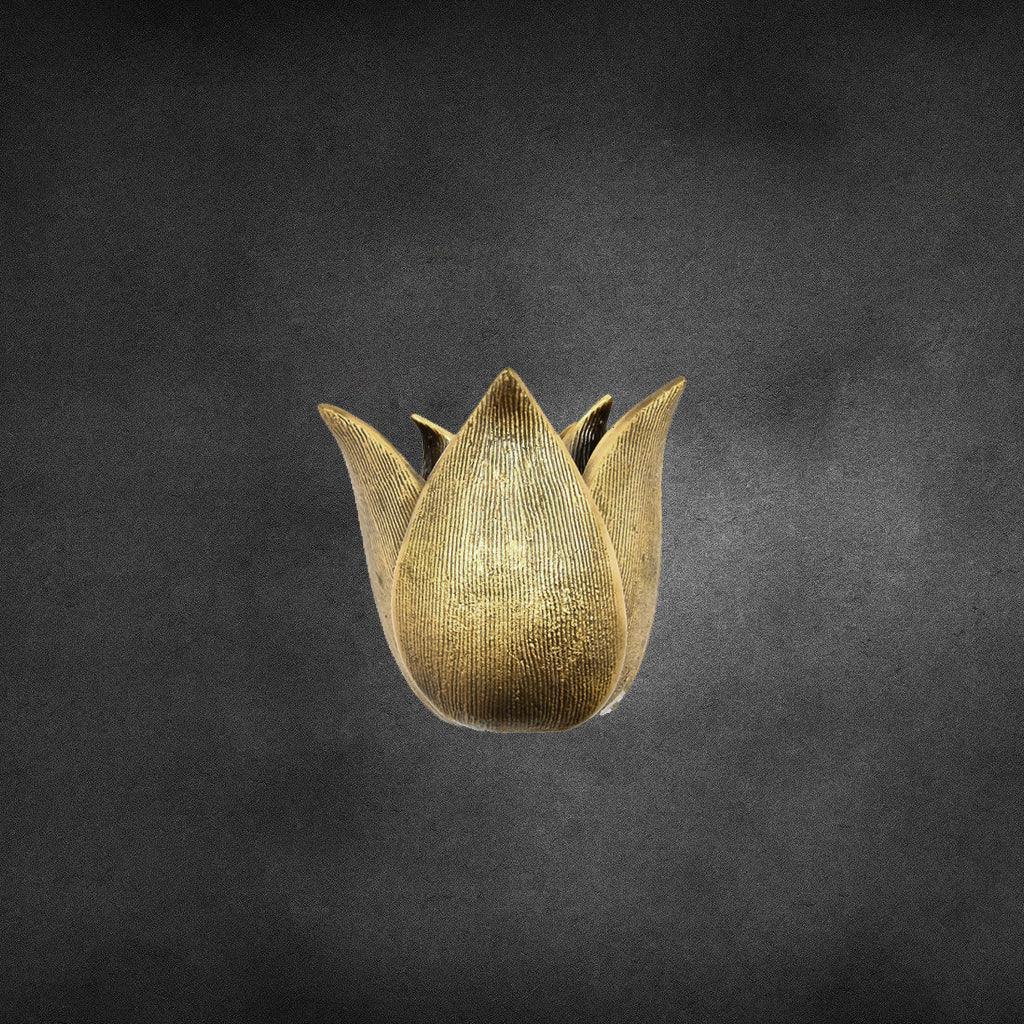 Half Lotus (S) 4" - mantra gold coatings 