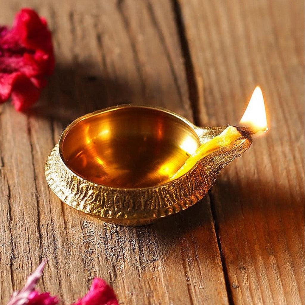 Kubera Deepam 2.8" - mantra gold coatings 