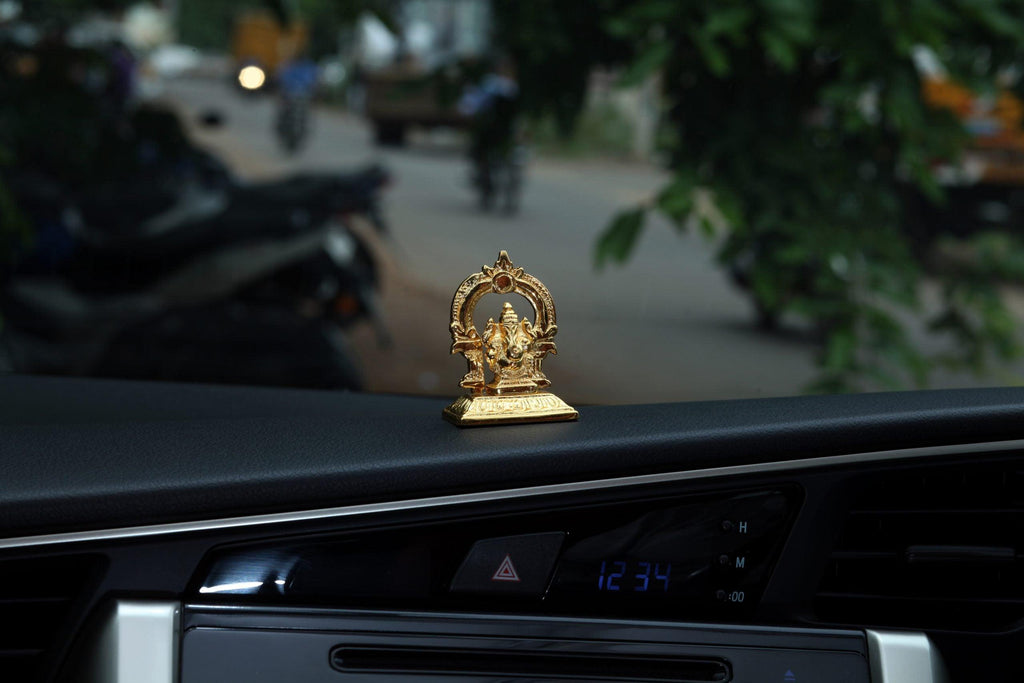 One Side Ganesha With Arch 2.4" - mantra gold coatings 